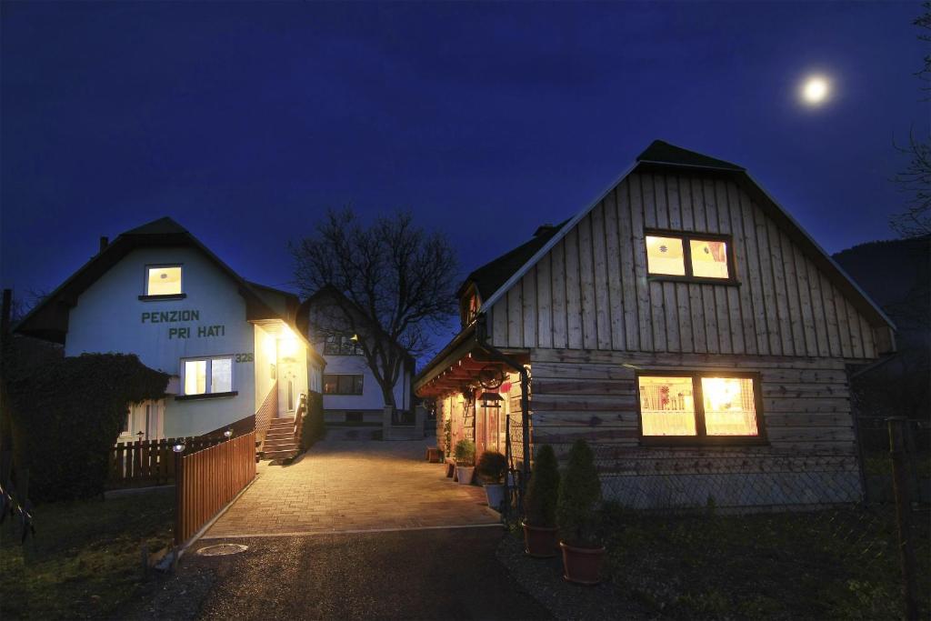 Penzion A Drevenica Pri Hati Terchová Buitenkant foto