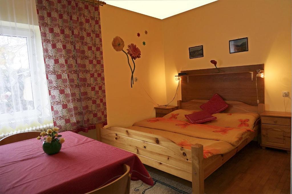 Penzion A Drevenica Pri Hati Terchová Kamer foto